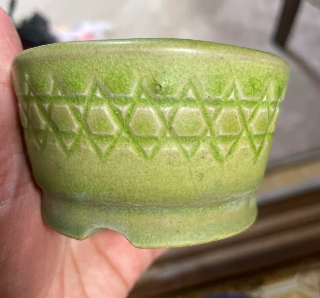 Japanese Bonsai pot SARAKU signed Green glazed Relief pattern Round φ3.2" /387
