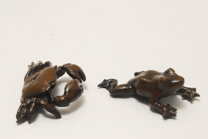 TENPAI TEMPAI crab and frog Accompanying a Bonsai ornament alloy figure L1.6"
