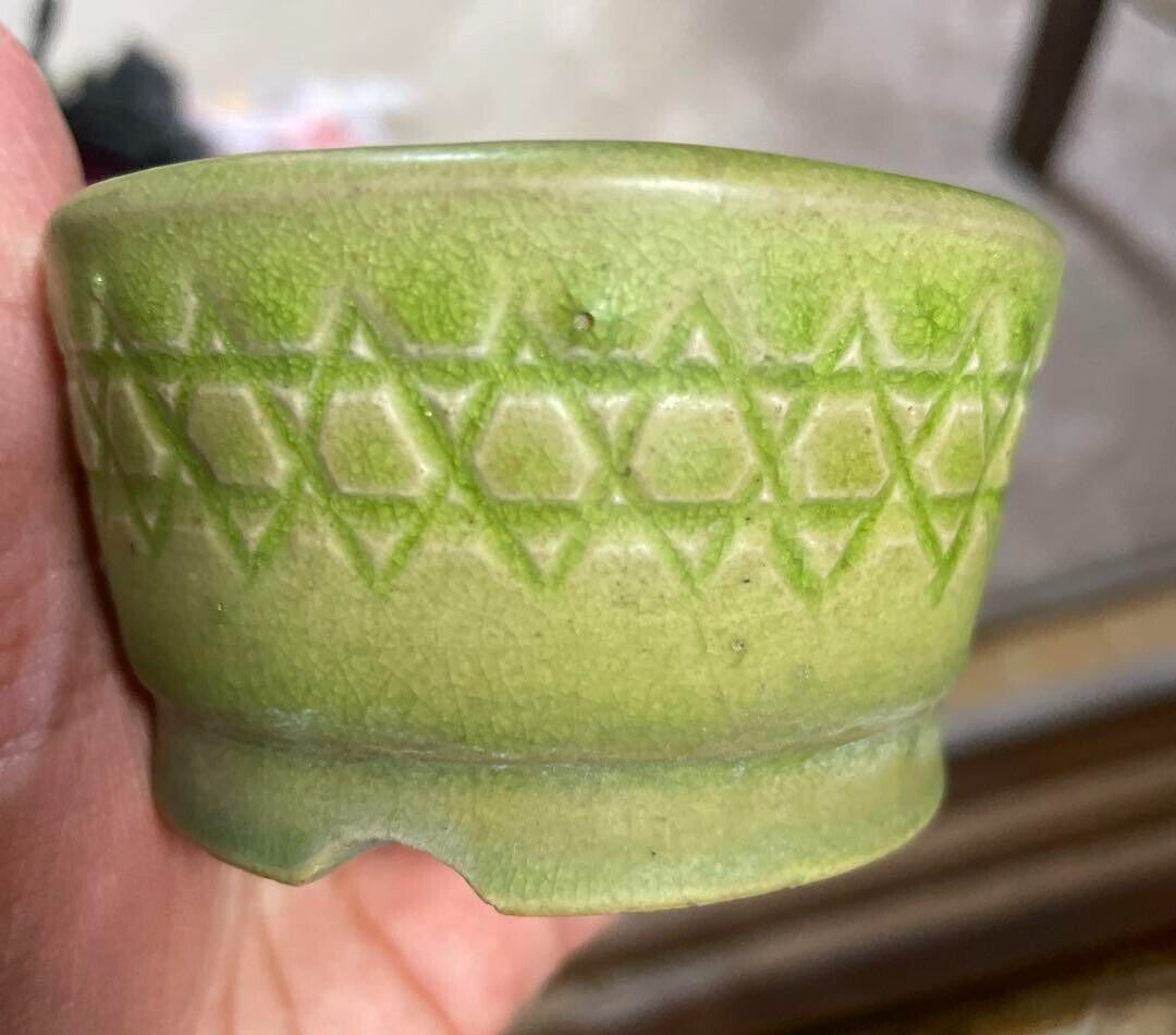 Japanese Bonsai pot SARAKU signed Green glazed Relief pattern Round φ3.2" /387