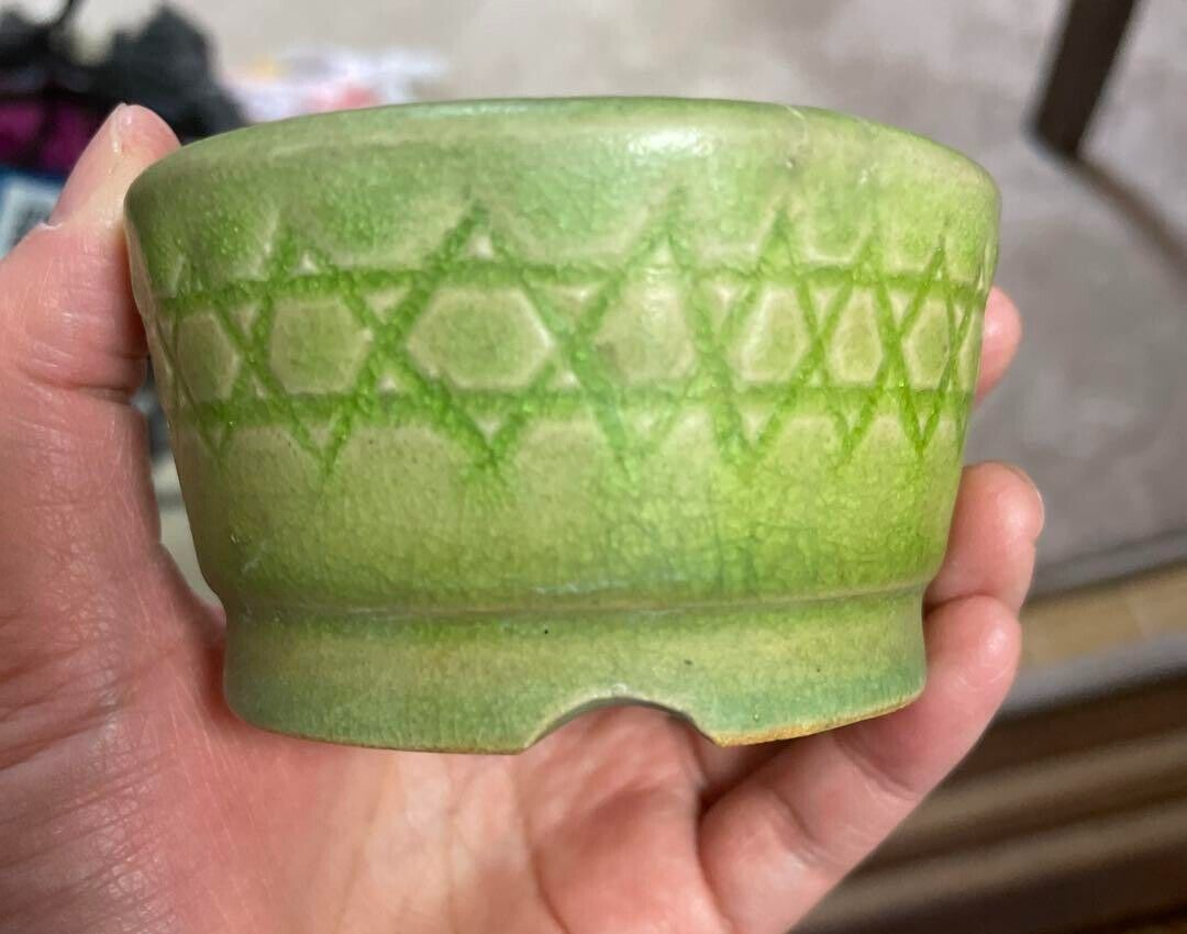 Japanese Bonsai pot SARAKU signed Green glazed Relief pattern Round φ3.2" /387