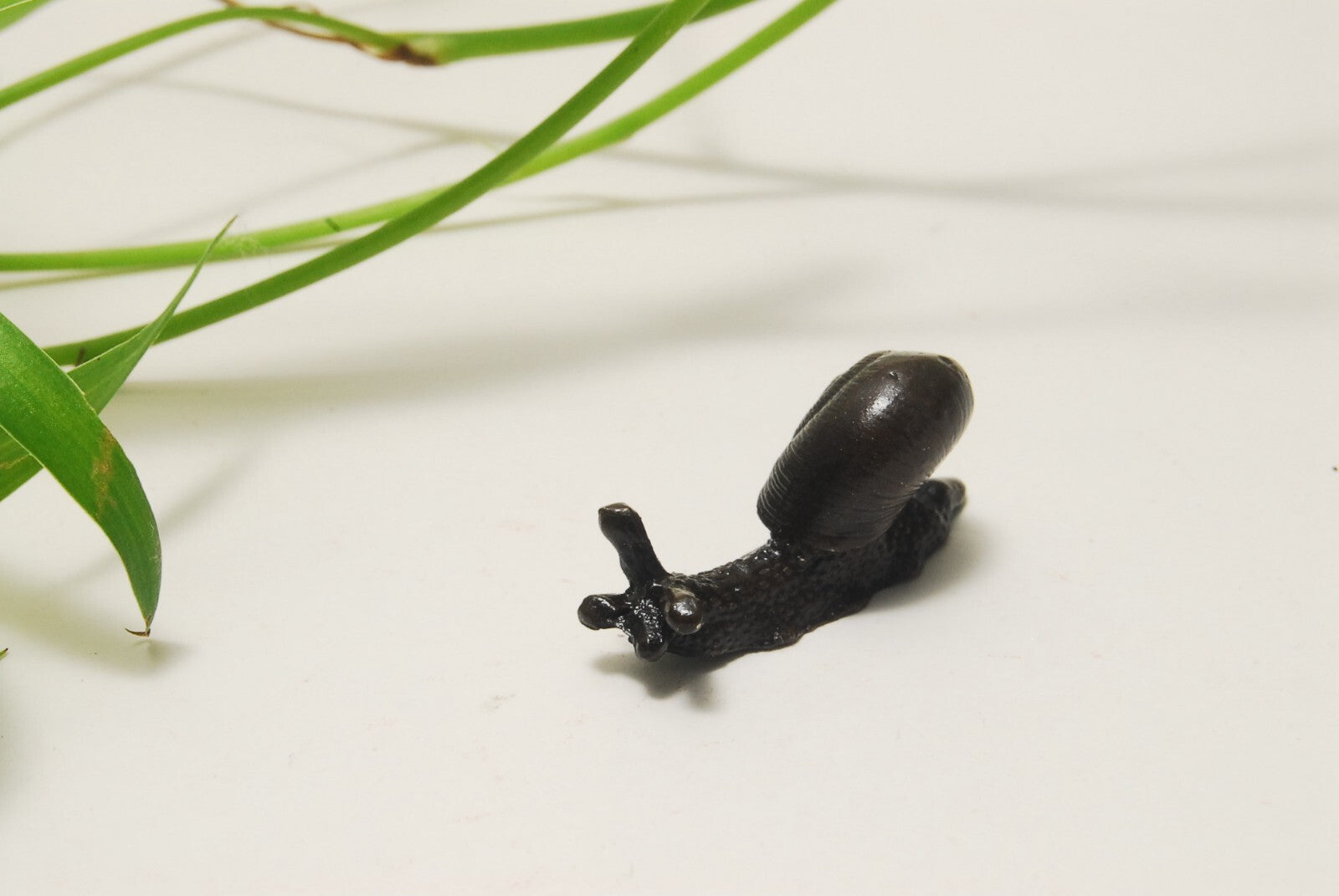 TENPAI TEMPAI turtle and snail Accompanying Bonsai ornament alloy figure L1.6"