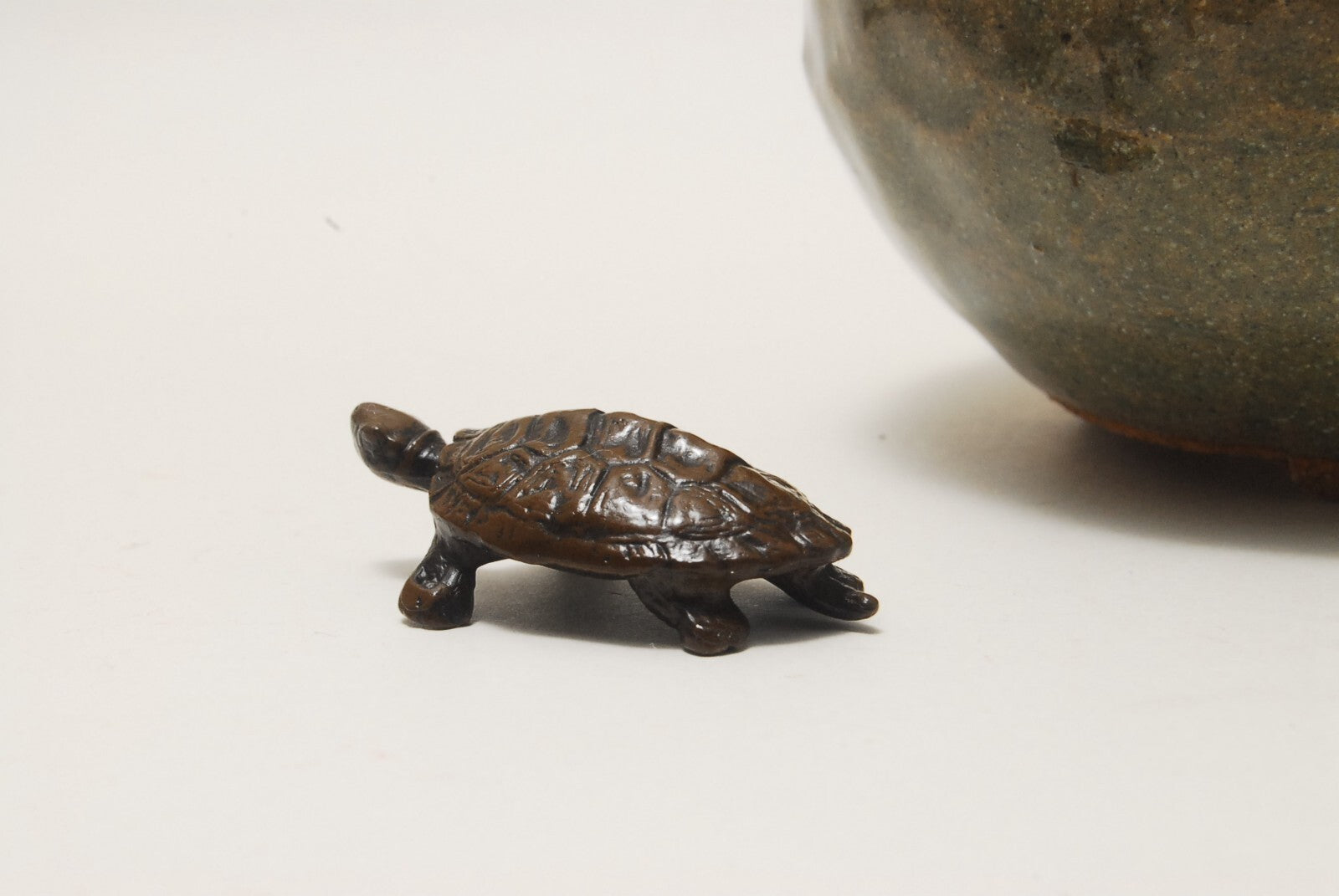 TENPAI TEMPAI turtle and snail Accompanying Bonsai ornament alloy figure L1.6"